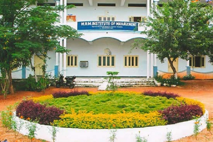 https://cache.careers360.mobi/media/colleges/social-media/media-gallery/10065/2019/3/2/Campus View of MRM College of Pharmacy Hyderabad_Campus-View.jpg